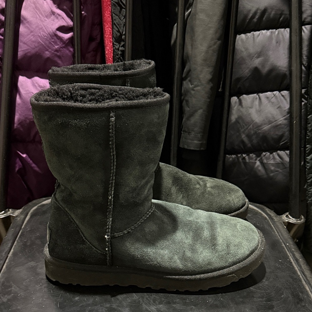UGG Classic Short III Boot